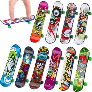 Party Favor Puzzle Toy 10 PCS Finger Skateboard Hobbies Novelty Anti Stress Sensory Fingerard Toys Mini Funny Gift For Kids Boy
