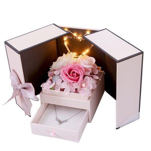 Party Favor Romantique Rose Fleur Coffret Cadeau Perle Bijoux Boîtes Savon Fleurs Oeillet Mère Saint Valentin Cadeaux Avec Led Light Drop Dh26M