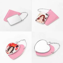 Party Favor Stock Personaliseerde Pocket Mirror Favor Valentine's Day Metal Makeup Mirror Blank Diy Photo Keychain met Leather Case Cute Round Round Keyring Xu