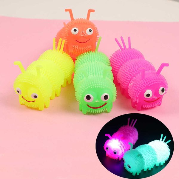 Party Games Crafts 1Pcs LED Light Up Luminous Caterpillar Alivia el estrés Juguetes Juguetes para niños Cumpleaños Baby Shower Party Favor ACCIÓN DE GRACIAS Regalo T221008