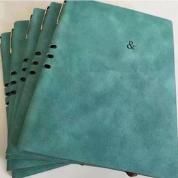 Feestcadeau 16x21x2cm Classic PU Cover T VIP Collectioin Paper notebook met pen