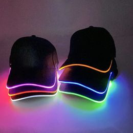 Chapeaux de fête Mode Noël Enfants Chapeau adulte pour le festival LED Fournitures Blinky Lights Cap Glowing Neon NightClub 231122