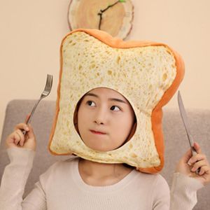 Chapeaux de fête unisexe mignon Toast chapeau hiver en peluche chapeaux fête drôle bonnet Skullies casquette pour femmes hommes Selfie Cosplay accessoires 230630