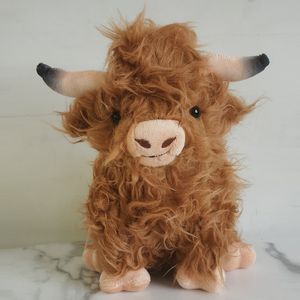 Fête Highland Cow Highland Cow Plush Toy mignon poupée de vache aux cheveux longs