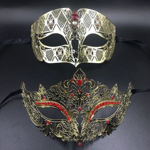 Masques de fête Couple Hommes Femmes Métal Filigrane Mascarade Masque Costume Vénitien Bal De Bal Or Rouge s masque 220920