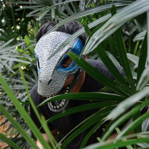 Máscaras de fiesta Máscara de dinosaurio Mandíbula móvil Decoración de Halloween móvil Tiranosaurio Rex Máscara Boca abierta Máscara de látex de dragón realista para adultos Regalos 230625