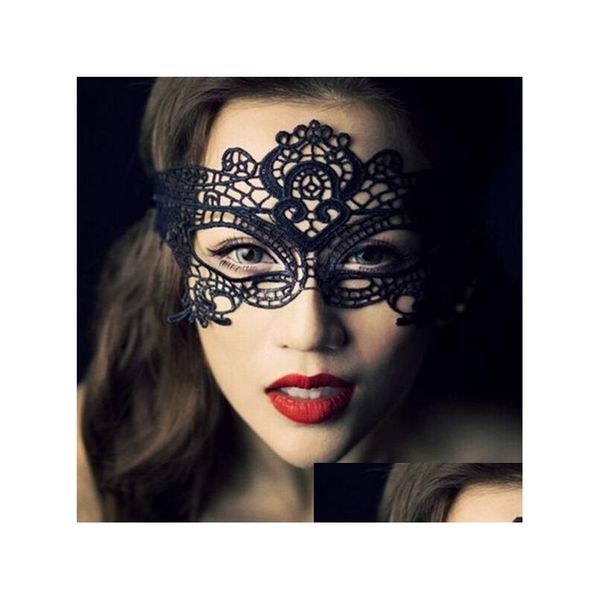 Masques De Fête Mode Nouvelle Mascarade Halloween Dentelle Exquise Demi Masque Pour Dame Noir Blanc Option Y Kd18 Drop Delivery Home Gar Dhyhg