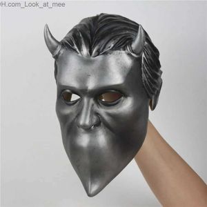 Masques de fête Ghost Latex Masque Couvre-chef Rock Roll Nameless Ghoul Band Grucifix Papa Emeri Adulte Latex Casque Masque Halloween Cosplay Costumes Q231009