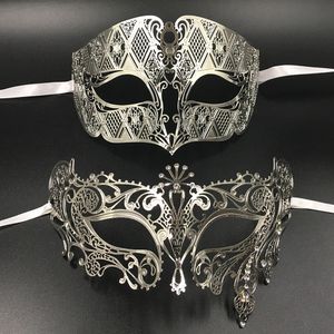 Máscaras de fiesta Filigrana de metal plateado Hombres Mujeres Mascarada veneciana Máscaras de bola Amantes Oro Mardi Gras Espectáculos Bola Boda Pareja Fiesta Máscara Conjunto 230726