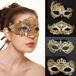 Feestmaskers Venice Metal Mask Night Club Party Hollow Gold Mask Sexy Lace Mask Dames Fancy Dress 230329