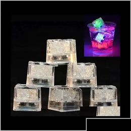 Fête mini-couleurs décoration romantique Aoto Luminal Artificial Ice Cube Flash LED Light Wedding Christ