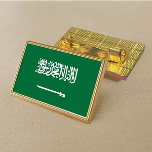 Épingle de drapeau d'arabie saoudite de fête 2.5*1.5 cm en Zinc moulé sous pression couleur Pvc enduit or insigne de médaillon rectangulaire sans résine ajoutée