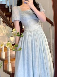 Feest solide jurk voor vrouwen 2023 Nieuwe mode Franse stijl lange mouw vierkante kraag vintage jurk elegante vouwen mini -jurk