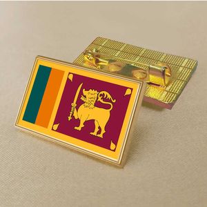 Épingle de drapeau de la fête du Sri Lanka 2.5*1.5 cm en alliage de Zinc moulé sous pression en Pvc couleur enduit or insigne médaillon rectangulaire sans résine ajoutée