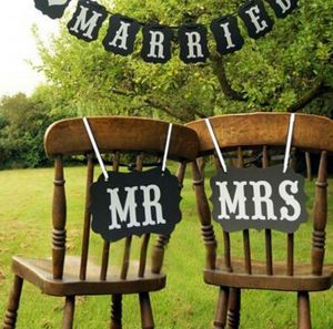 Suministros para fiestas 100 piezas = 50 juegos Mr Mrs Chair Sign Props Booth Garland Banner Compromiso Colgante de pared Decoración de boda SN2558