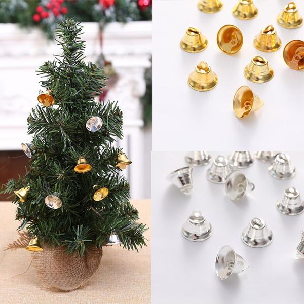 Fournitures de fête 10pcs 2cm Mini Or Argent Jingle Bells Décoration D'arbre De Noël DIY Ornement Suspendu Décors De Noël Année À La Main Cloche Artisanat