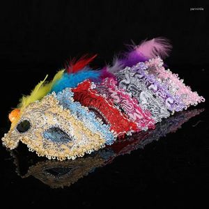 Fournions de fête 1pc Femmes Sexy Eye Masks Venetian Lace Feather Flower Halloween Masquerade Mask Girls Half Face Dance Eyewear