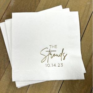 Fourniture de fête 50pcs Napkins personnalisés Anniversaire de mariage ANNIVERSAIRE IMPRIMÉ COCKTAIRE COCKTAIRE PERSIONNEO