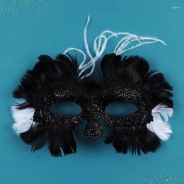 Masque Cruella pour les yeux, fournitures de fête, film d'halloween, Cosplay, plumes noires et blanches, Style gothique Punk, mascarade de sorcière, soirée