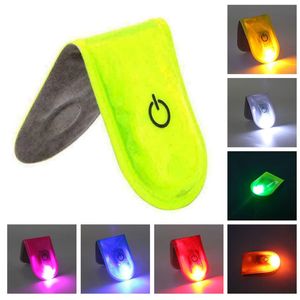Feestbenodigdheden Lumineuze kraag clip Licht LED -magneetlichten Multifunctionele buitennachtrunning Cycling Safety Warning Light