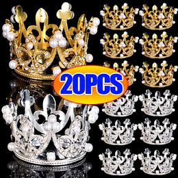 Party Supplies Mini Pearl Crown Cake Decoration Cupcake Topper Kids Hair Ornements Brillons DIY POUR DÉCOR ANNIVERSAIRE DE MARIAGE