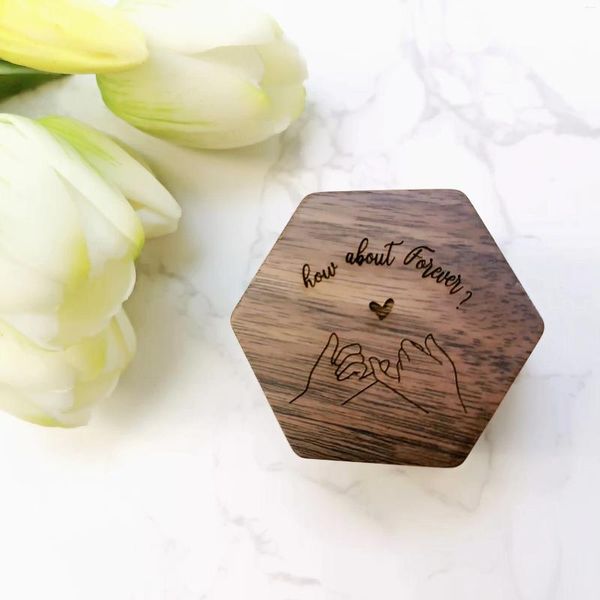 Suministros de fiesta personalizados Caja de anillo de propuesta de madera natural personalizada personalizada con nombre de nombre grabado Texto Vintage Anniversary Gift