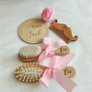 Suministros para fiestas nombre personalizado personalizado de madera juego de mascotas de peinamiento para bebés ducha conmemorativa de la placa de nacimiento nacido