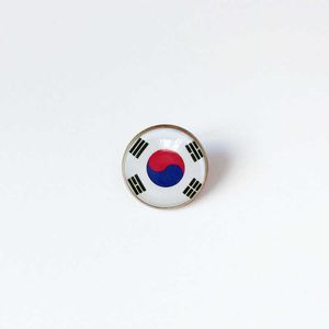 Partys Corea del Sur Bandera Nacional Broche Copa del mundo Fútbol Broche Fiesta de banquetes de clase alta Decoración de regalo Insignia de metal conmemorativa de cristal