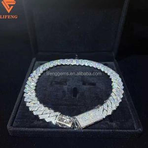 Pass Diamond Miami Hip Hop Bijoux Vvs Stone Moissanite 925 Collier en argent sterling Moissanite Chaîne à maillons cubains pour hommes Csnja