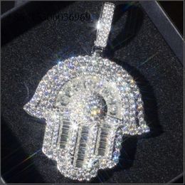 Pass Diamond Tester Wholesale Ice Out VVS Moisanite Sier 1,5 pouce Lucky Hamsa Hand Pendant Islam Hip Hop Men Collier