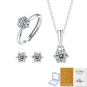 Test passé Moisanite Jewelry Set VVS Diamond Round Collier Boucles d'oreilles Ring Set for Girls Women Wedding Party Bijoux