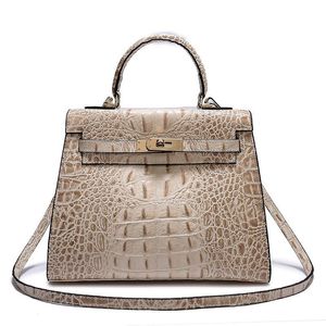 Coller 2022 NOUVEAUX Sacs en cuir 100% authentiques Fashion Women Bag Crocodile Hands Sacs Softs Casual Tote Messenger Messenger Sacs