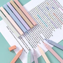 Ensemble de surligneur pastel ensemble Morandi Color Kawaii Marqueurs de surligneurs mignons stylos de papeterie coréenne pour les fournitures scolaires