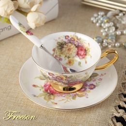 Pastorale Floral os chine tasse à thé soucoupe cuillère ensemble 200 ml café en céramique café élégant avancé porcelaine tasse à thé goutte 240130