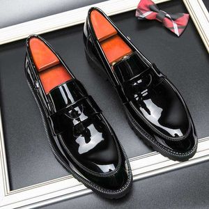 Patente HBP Toe Zapatos de vestir de cuero puntiagudos sin marca Mocasines Penny Diseñadores con clase Boda negra para hombres