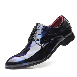 Patent Lederen Schoenen Formele Jurk Party Schoenen Heren Coiffeur Pointed Designer Schoenen Mannen Mode Zapatos Oxford Hombre Chaussure Homme Mariage