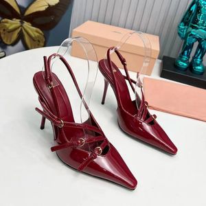 Sandales Slingback en cuir verni 100 mm Talon conique Escarpins à bout pointu Semelle en cuir Designer de luxe pour femmes Chaussures habillées Fête de mariage Chaussures de soirée 35-42