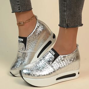 Lakleer Wedge Loafers Schoenen voor Dames Hoogte Toenemende Platform Sneakers Vrouw Lichtgewicht Slip On Casual 240126