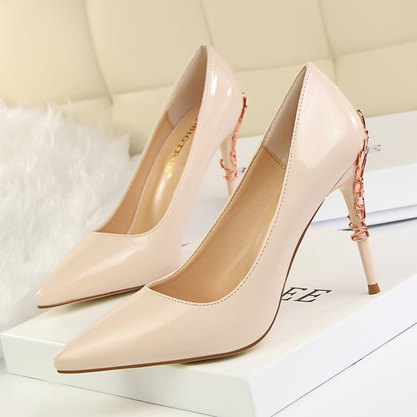 en cuir verni femmes talons dames chaussures stiletto décoration en métal talons hauts chaussures de mariage pompes femmes chaussures femme à talons hauts talons noirs