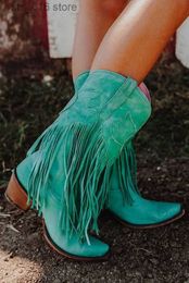 Motif cow-girls chunky Fringe love cowboy femmes pour talons pointus bottes occidentales glisser les chaussures femelle plus taille 45 t230824 591