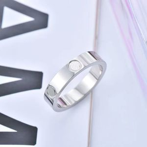 Patroon liefde designer ring vriendin hiphop luxe bague dikke mode cadeau iced out anelli goud zilver kleur ring gravure vrouwen ringen ZB039 F23