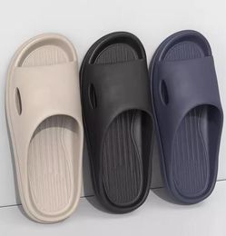Rubberen pantoffels sandalen bot wit bruin zwart heren dames zomer strand platte slippers