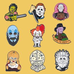 PC902 Groothandel 10 stks / partij Halloween Clown Horror Ghost Email Pins Metal Cute Collar voor Dames Broche Sieraden Revers Pin Badge 201009