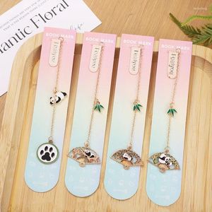 PCS / Lot Creative Panda Pendant Bookmark Cute Book Marks Paper Clip Bureau de bureau