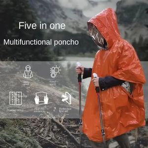 Imperméable de premiers secours en film d'aluminium PE, couverture de pluie coupe-vent réfléchissante jetable chaude et résistante au froid pour le camping en plein air randonnée d'urgence