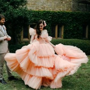 Peach prom -jurken met ruches lagen gelaagd elegant off schouder tule korset terug zoet 16 jurk gewaad de quinceanera avondjurken 403