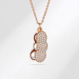 Collier en coquillage semblable à une arachide pour femme, pendentif Simple et haut sens, Design de Niche de luxe, chaîne de clavicule, bijoux