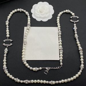 Colliers de créateurs de perles Lettre de marque Collier de tour de cou Pulllate Bijoux de chaîne