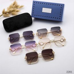 Parel Designer Zonnebril voor Vrouwen Semirandloze Gouden Stent Dames Brillen Veelkleurige Outdoor Vrouw vierkante lens Zonnebril 203V