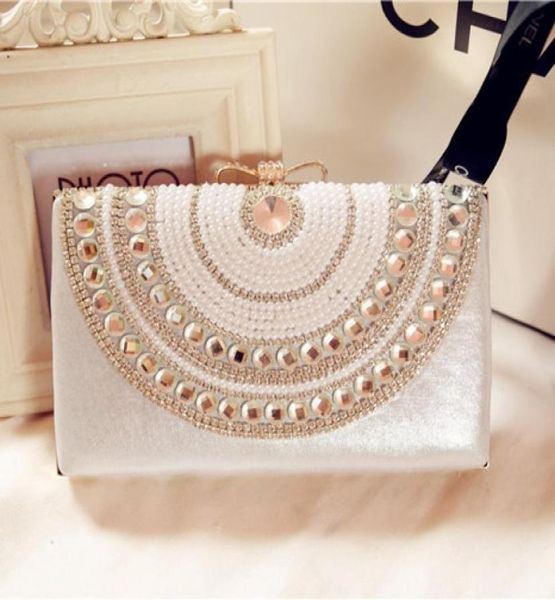 Sacs de soirée en perles 2016 perles de cristal dames sacs à main de mariée pas cher modeste arc mode pochettes à main strass sac à main fantaisie main3137051